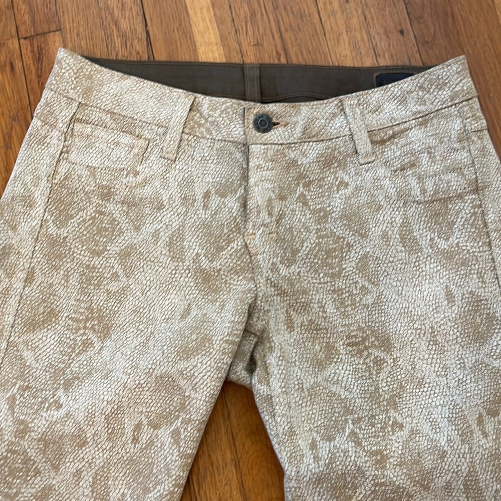 NWOT Bluelab reversible jeans - 2 pairs in 1 jean!!